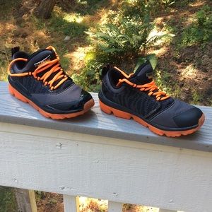 Sketchers SKX memory foam, sneakers size 2